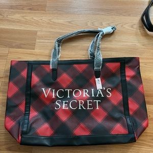 Brand new Victoria’s Secret bag